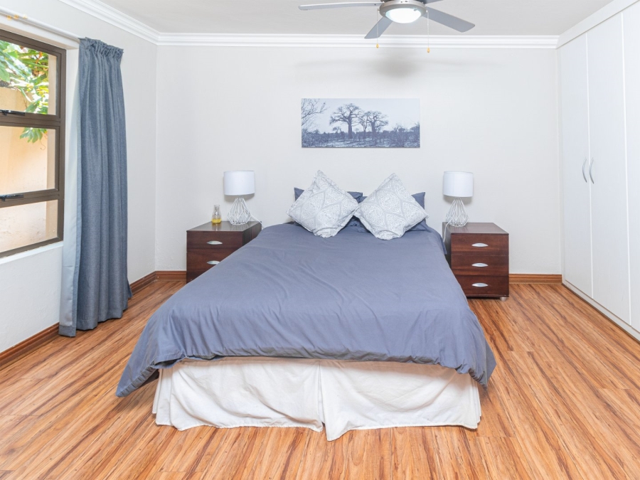 5 Bedroom Property for Sale in Caribbean Beach Club North West